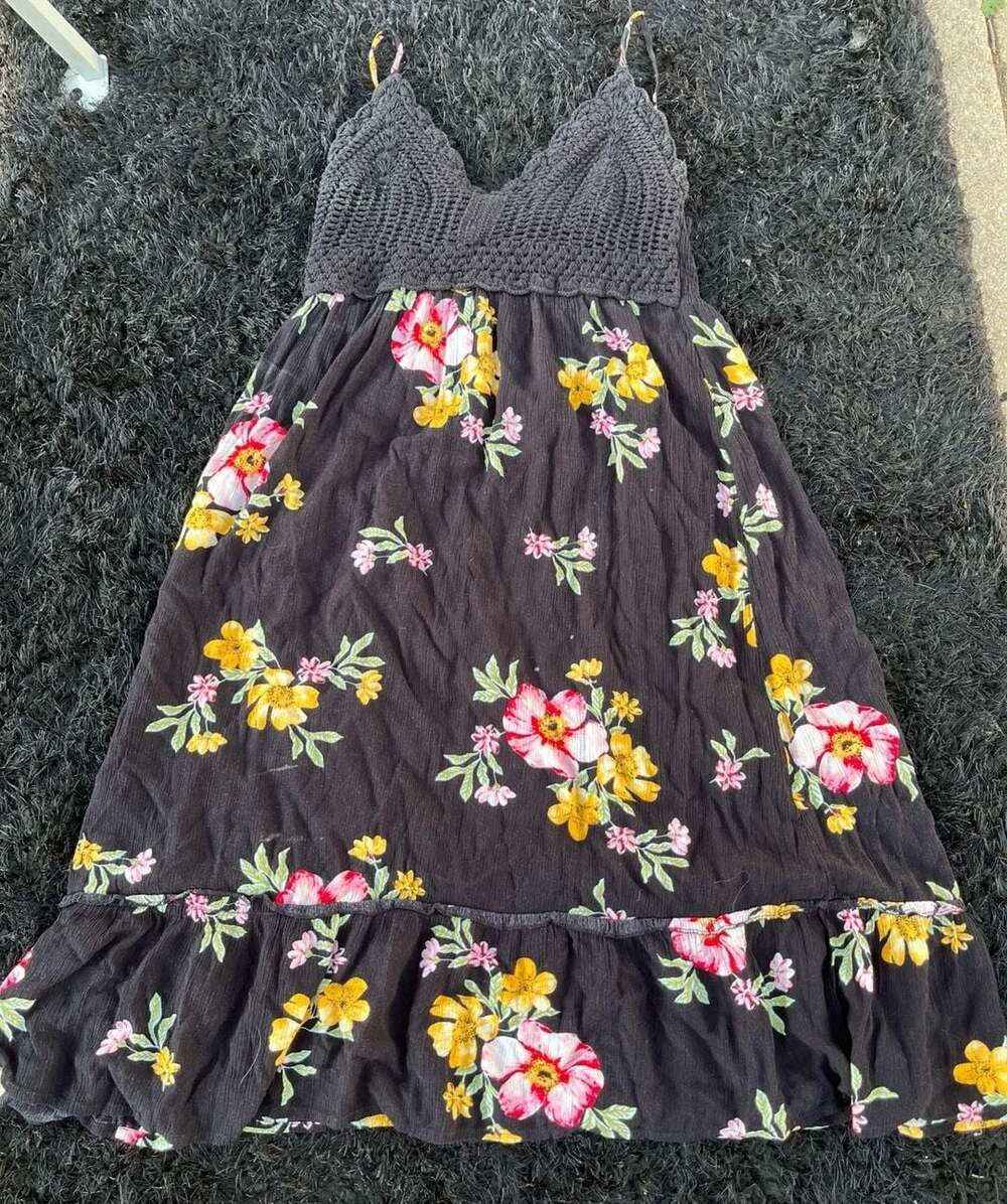 Blush Floral Print Crochet Bodice Midi Dress Size XL